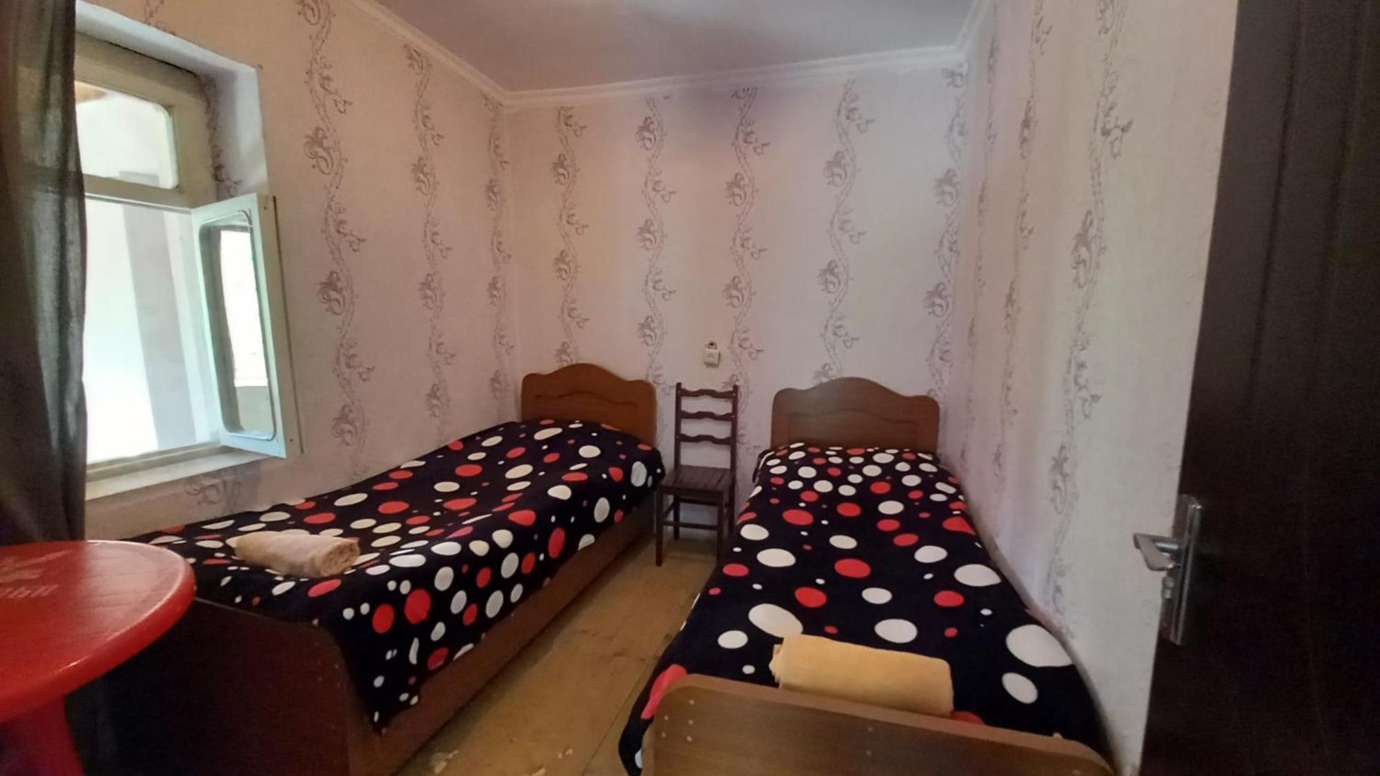 Guesthouse Lika Ushguli Exterior photo