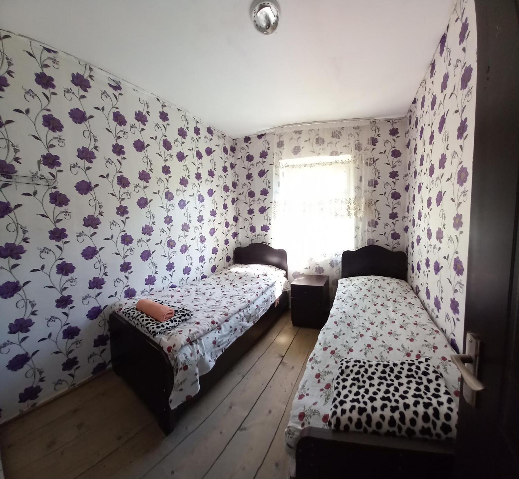 Guesthouse Lika Ushguli Exterior photo